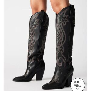 Steve Madden Lasso Women's Black
Embroidered Western Cowboy Boots